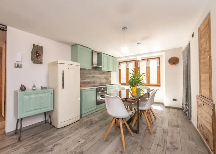 Appartement Refuge De Claude - Stile E Comfort Ad Centro Aoste